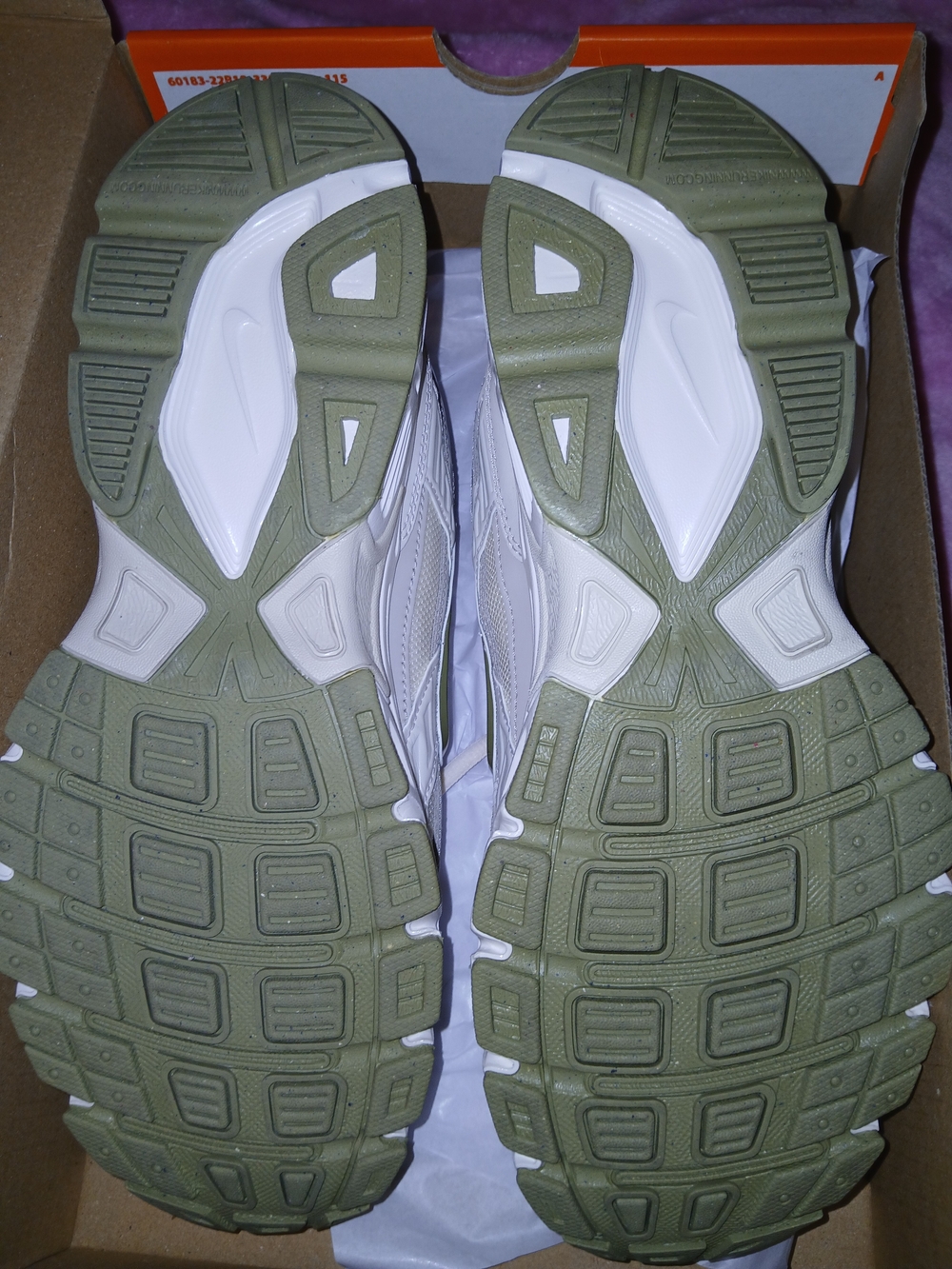 Nike Womens Initiators - Size 10 - Olive/Cream - Picture 3 of 12